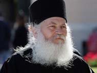Афонское монашество выступило  против ареста Ватопедского  игумена Ефрема