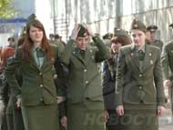 Женщины облагораживают армию