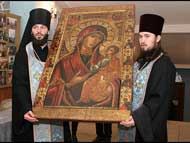 Иверская икона Божией Матери вернулась в Русскую Православную Церковь