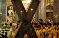 Кресту апостола поклонились свыше миллиона православных