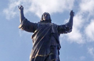 Статуя Иисуса Христа воздвигнута в Сирии