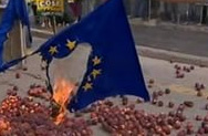 Фермеры в Испании сожгли флаги ЕС