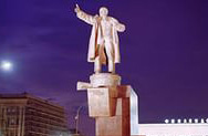 В Госдуме предлагают убрать памятники Ленину